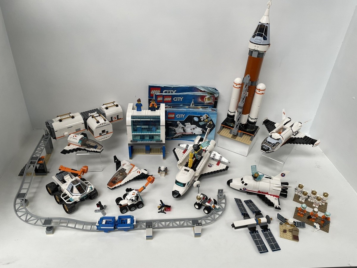 Lego City Space Large Job Lot Rocket, Shuttle, Space Station and Much More!