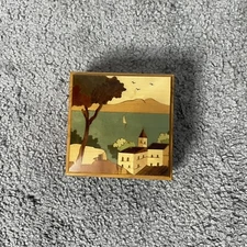 Beautiful Vintage Cuomo Lucky Sorrento Jewelry Box Inlaid Wood Italy