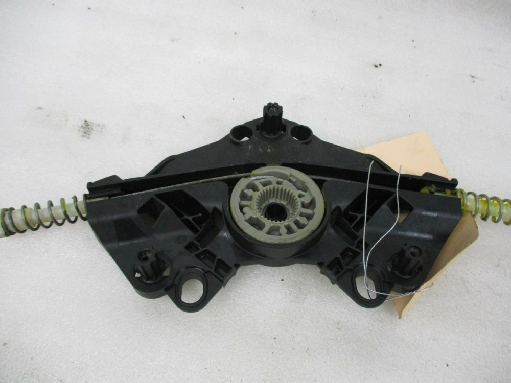 Window Regulator Front Right without Motor Volvo XC60 2.4 D AWD