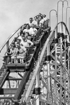 Roller coaster Excelsior Amusement Park Excelsior, Minnesota, USA, 4x6 Photo