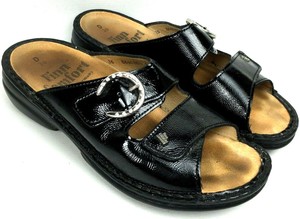 comfort slides women's