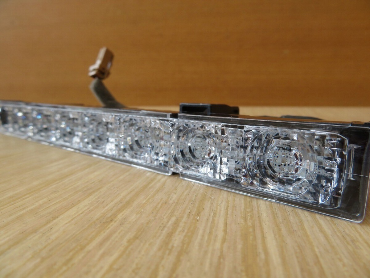 Hnv37 break light. 2013 良好な状態 SKYLINE HNV37 2019 Stop lamp/Brake light | eBay