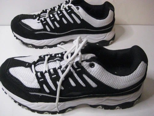 Avia Women's Black and White Elevate Athletic Shoes #WWA128ES017 Size 11