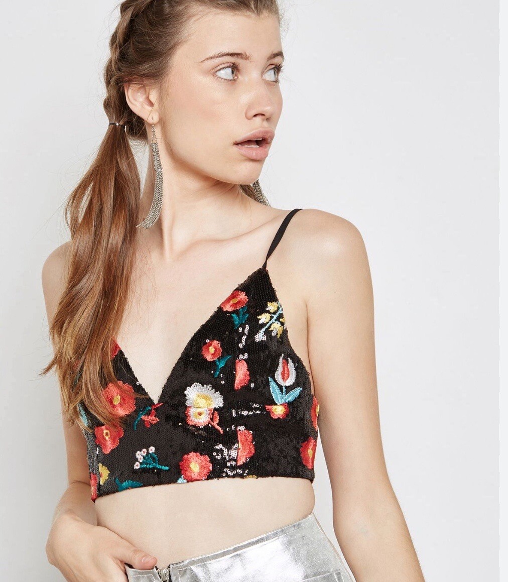 Forever 21 NWT! Retro Boho Black Sequin Floral Embroidery Crop Top Size S