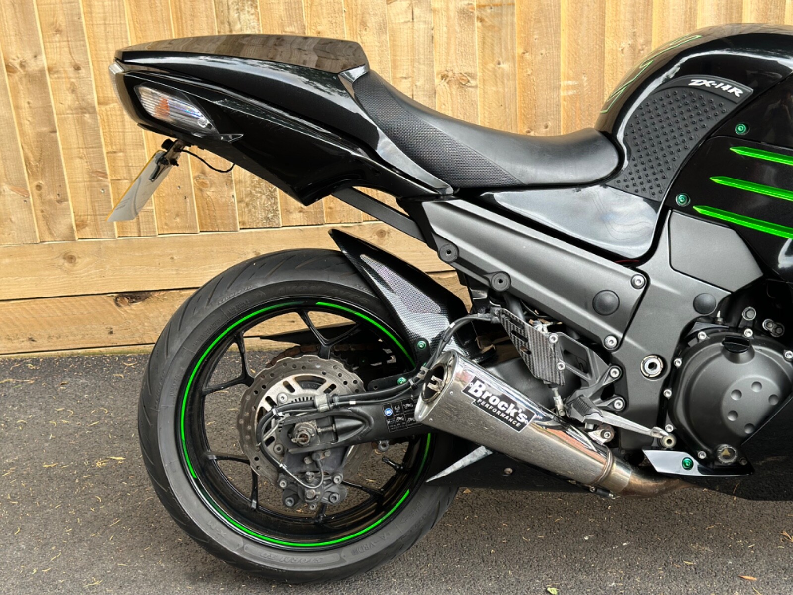 zzr1400 power commander