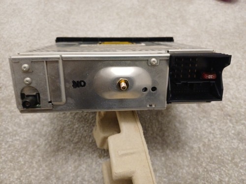 MINI (R50 R53) Audio System CD Radio for 2001 -2006 - Picture 8 of 9