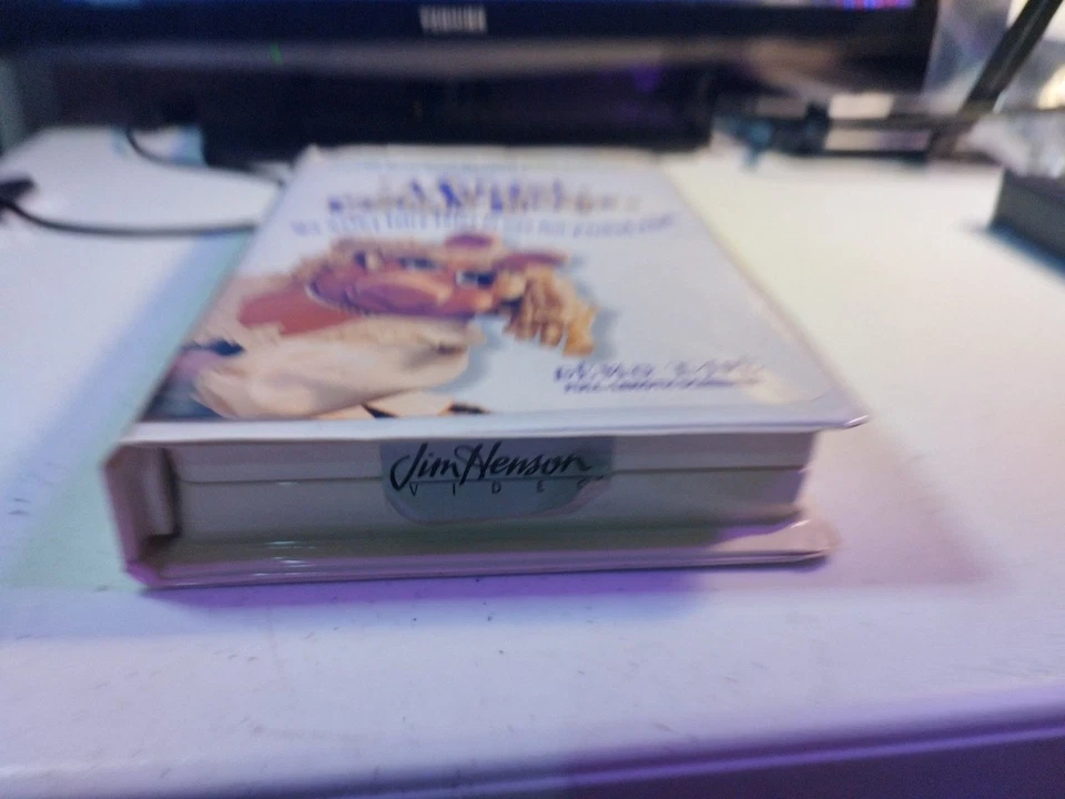 Jim Henson's Muppet Classic Theater 1994 VHS Screener Demo Tape - Image 4 of 4