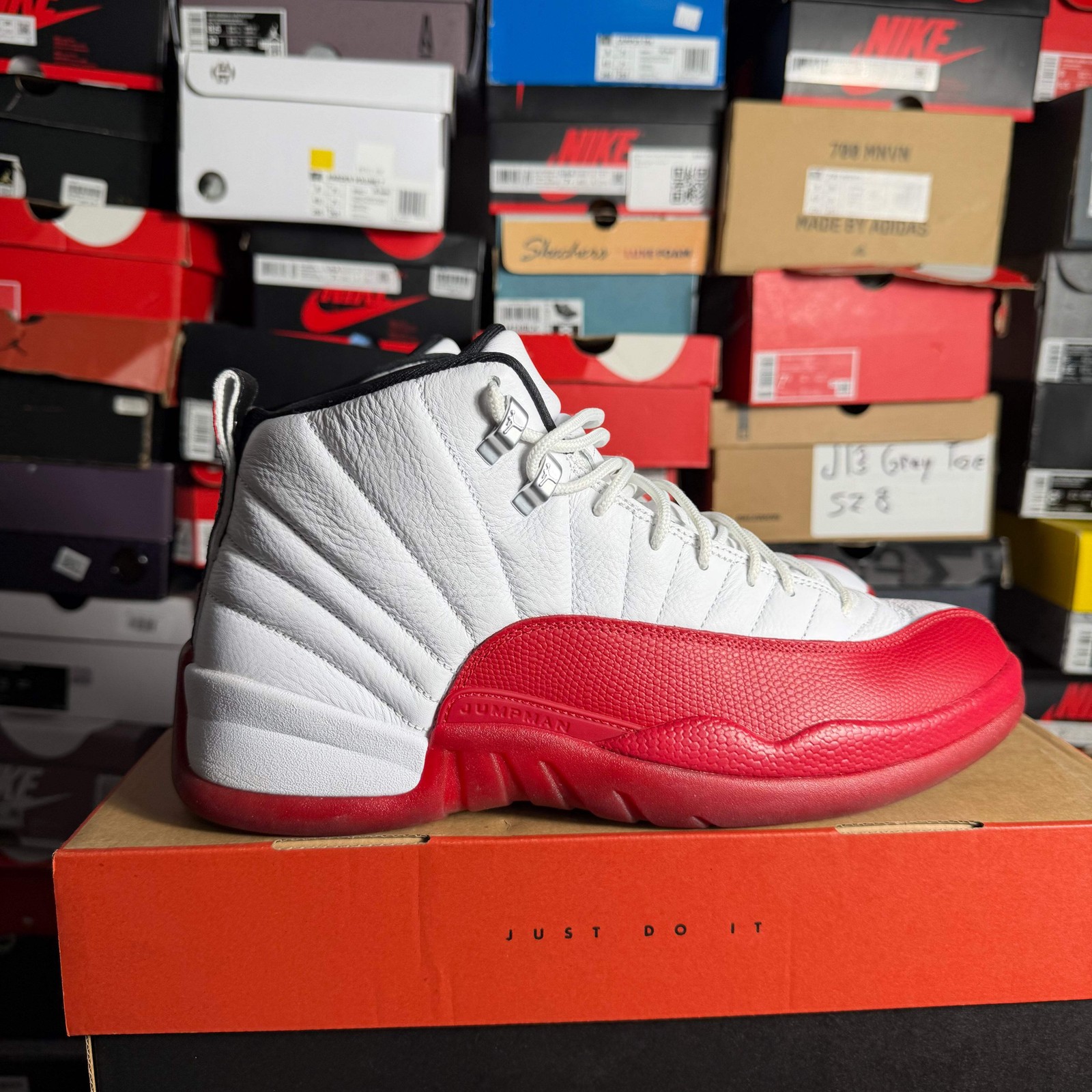 Jordan 12 Retro Cherry (2023) (Preowned) thumbnail 4