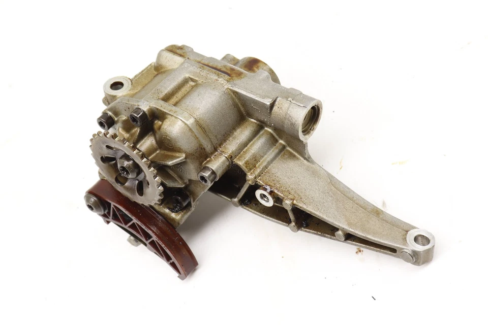 Mercedes-Benz E500 2007-2011 - Bomba de aceite del motor 2731800501 Foto 3 de 4