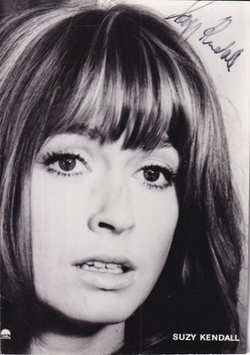 Suzy Kendall - z.B. ''James Bond 007 - Feuerball'' - Karte - original signiert