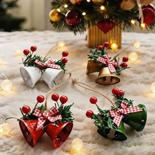 Set 4 Decorazioni Natalizie Campanella Con Fiocchi Verde e Foglie Agrifoglio