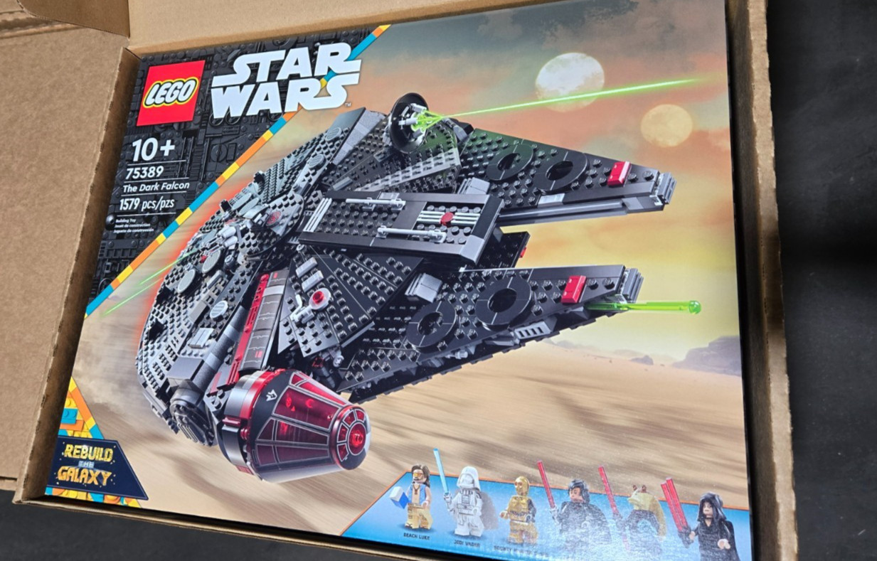 LEGO Star Wars: The Dark Falcon (75389)