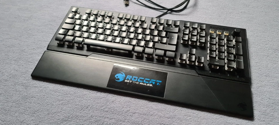 Mechanische RGB Gaming Tastatur von Roccat - Vulcan 121 AIMO