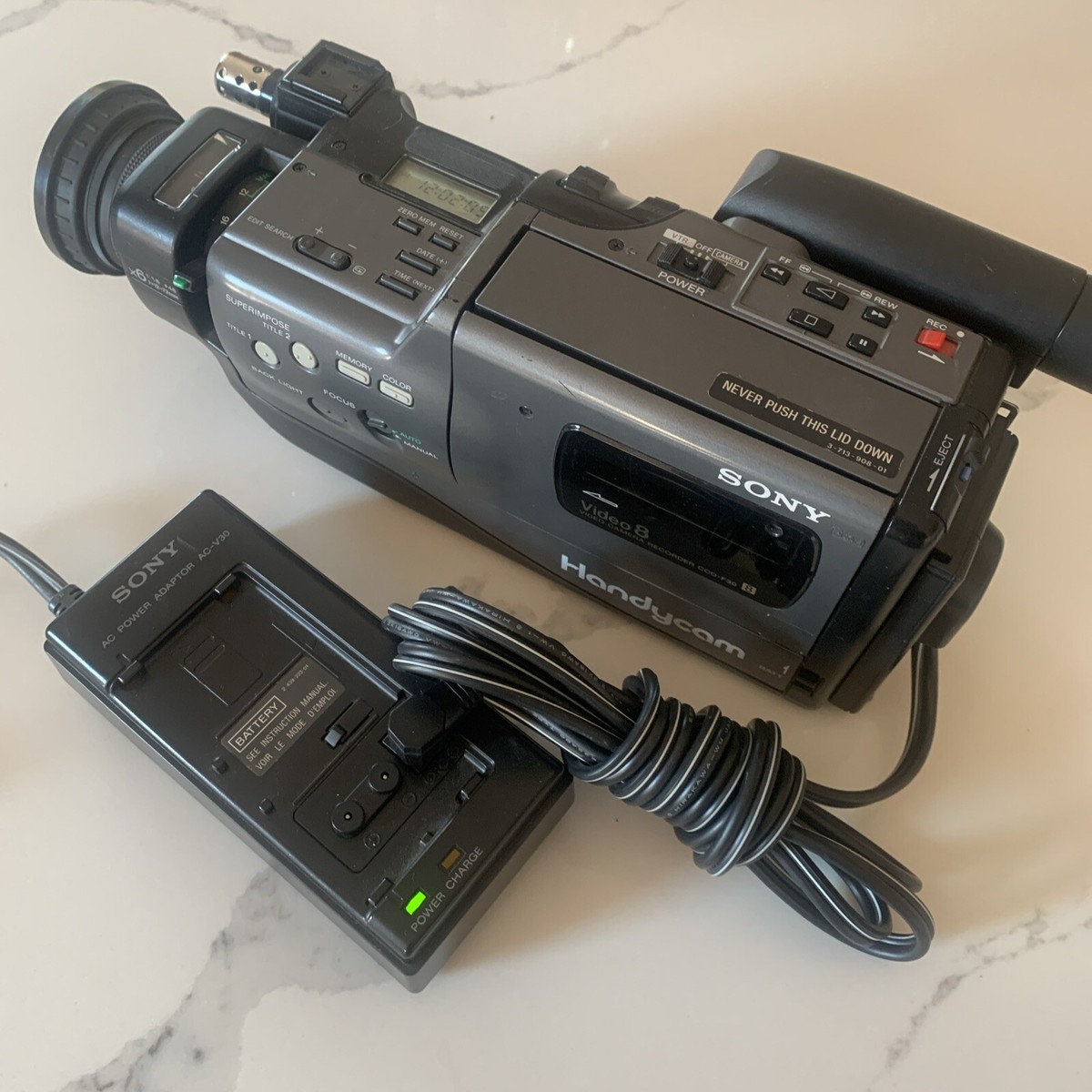 Sony CCD-F30 HandyCam Video 8 Camcorder Video Camera Accessories