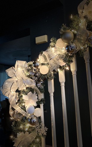Weihnachtsgirlande Deko Weiß und Silber Kugeln Vorbeleuchtet 9 Fuß Maßanfertigung Voll - Bild 8 von 10