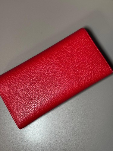 Gucci Red Pebbled Calfskin Leather GG Soho Long Wallet - Picture 4 of 9