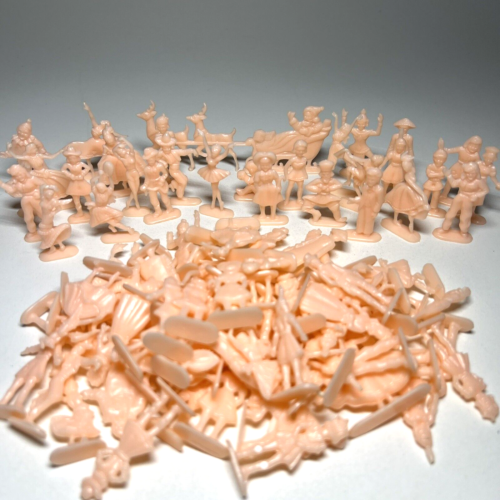 Cake Toppers Light Pink Plastic 1950s Stand-Up Frosting Decorations 95 Total