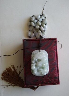 Natural AAA jade necklace Oval beads 22 inch long with 2 inch dragon pendant USA