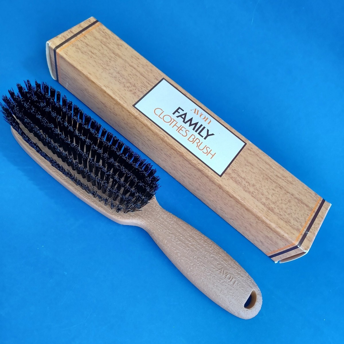 Vintage AVON FAMILY CLOTHES BRUSH Pet Hair Lint Remover NIB | eBay