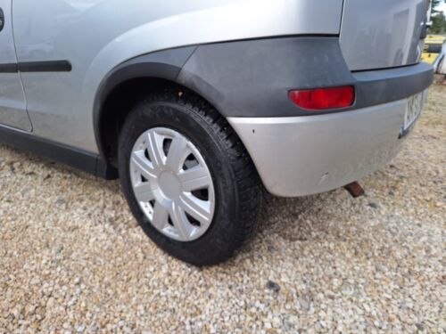 Opel CORSA C - Bild 3 von 16