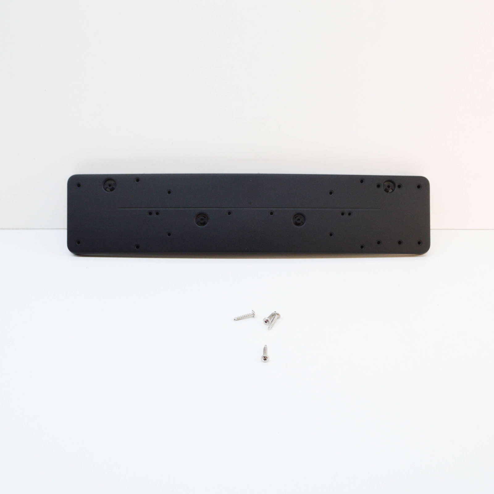 NEW MERCEDES-BENZ GLS X167 FRONT LICENCE PLATE HOLDER A1678800001