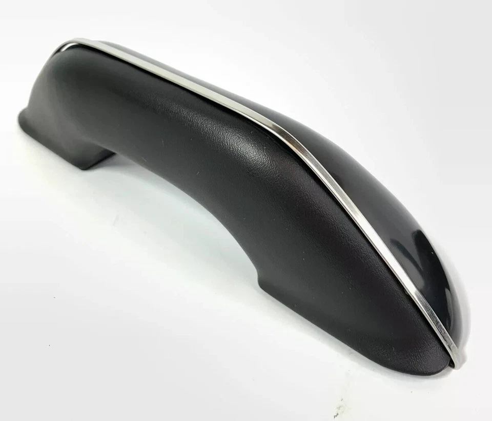 Reposabrazos negro con tornillos para camioneta Chevy/GMC de 1955-66 Foto 2 de 4