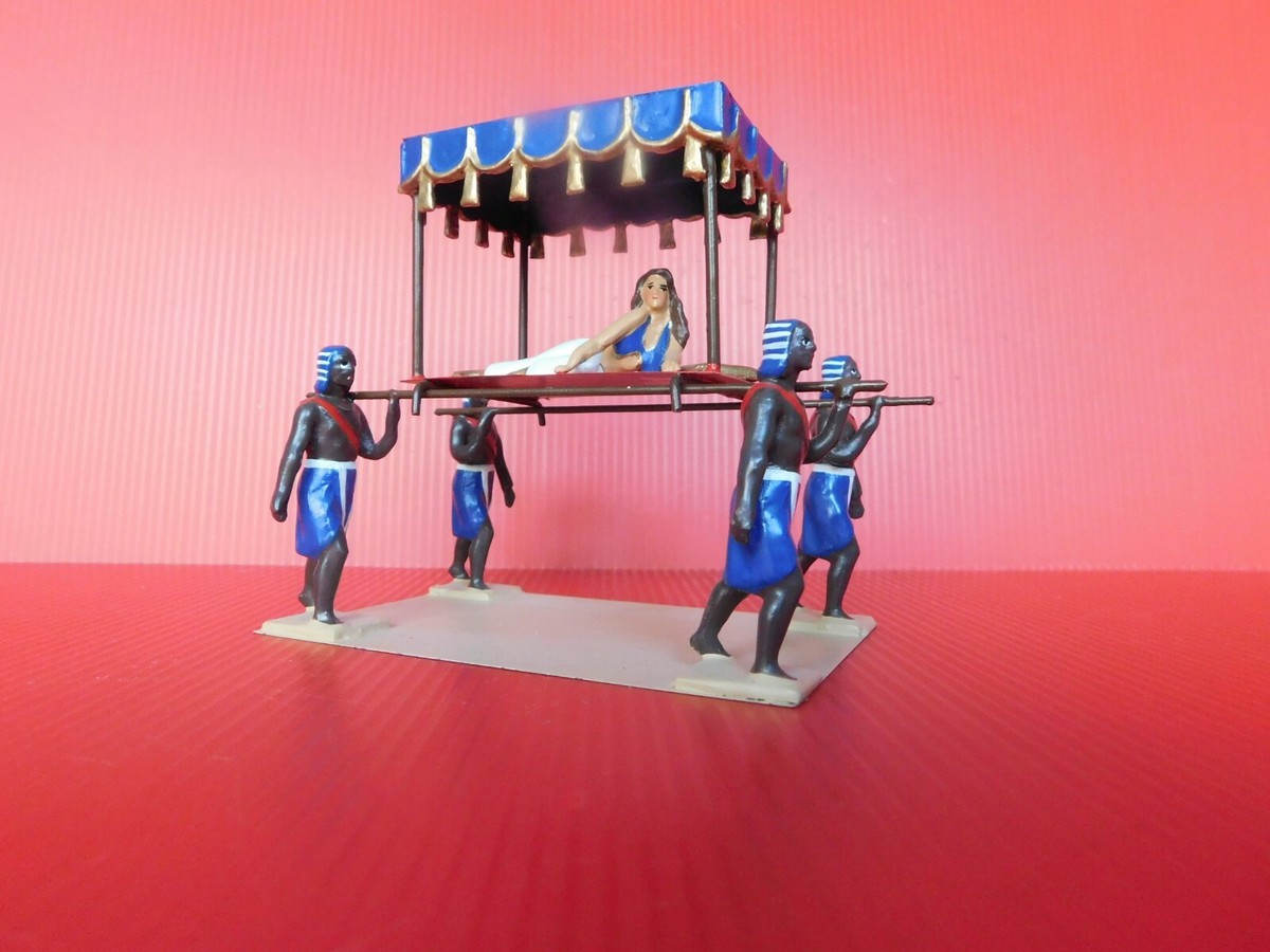 Figurines Plomb CBG-MIGNOT – La Procession, 4 Ecclésiastiques (lot 1, BB7)