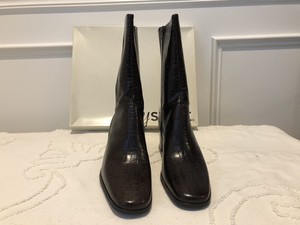 easy spirit chelsea boot
