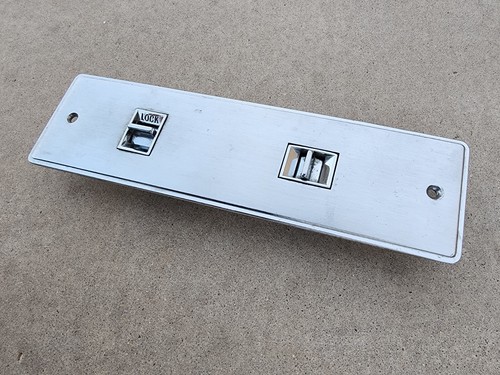 OEM 1974 Pontiac Grandville Right Door Lock & Window Switch Panel Bezel Trim 74 - Picture 3 of 12