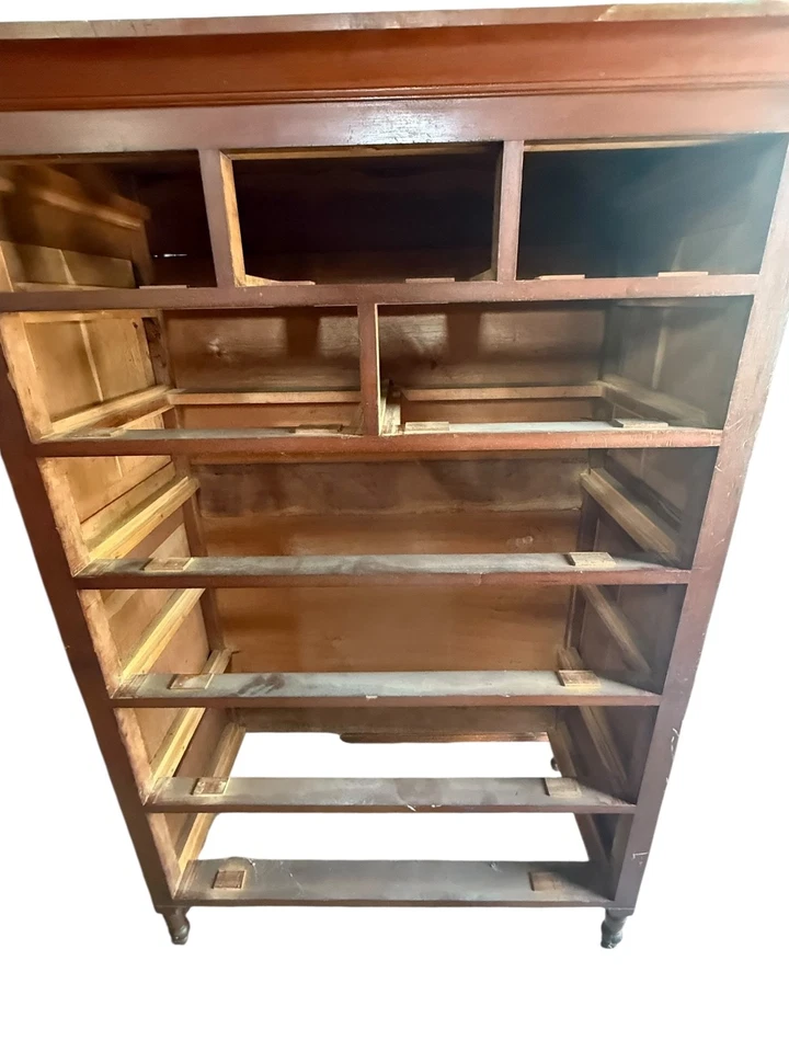 Antique PA SHERATON  cherry tall chest dresser 1810 old surface project 9 drawer - Image 4 of 4