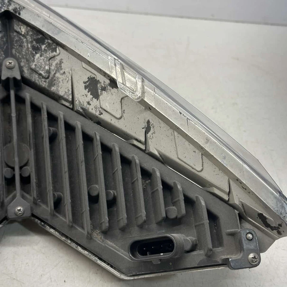 Conjunto de faros, LED - 2018 POLARIS PRO S 800 SWITCHBACK Foto 4 de 4