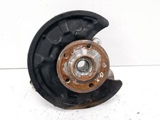 Mercedes-Benz CLA C117 X117 W117 2019 Links Radnabe Hinterrad 2460006 Benzin