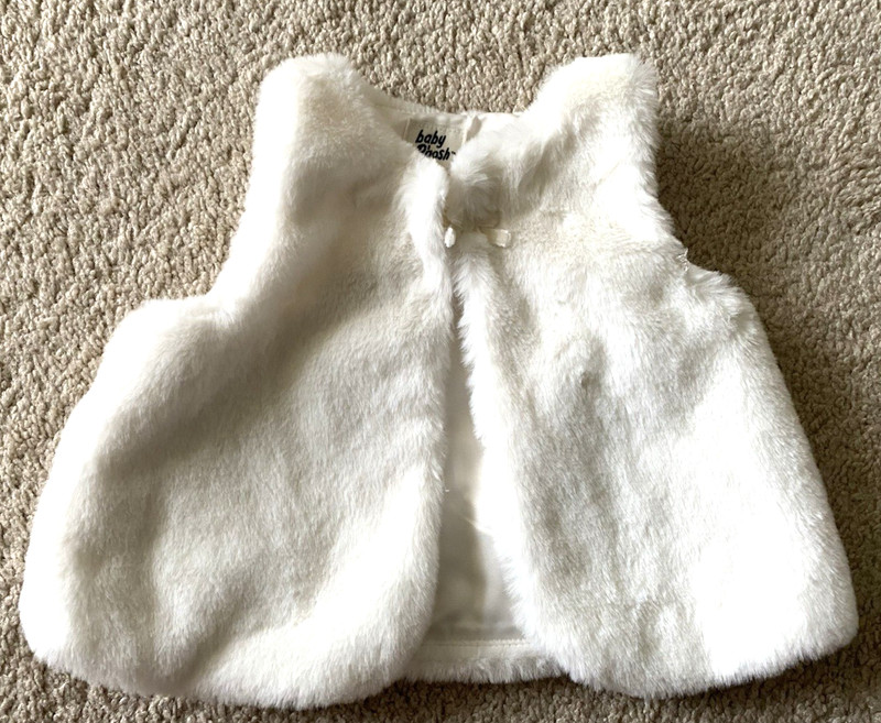 Baby B'gosh Baby Girls White Faux Fur Vest One Button Closure Size 12 Months