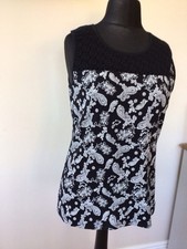 TU SIZE 16 BLACK WHITE PAISLEY PRINT LACEY DEATIL SLEEVELESS VEST TOP NEW