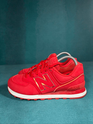 New Balance 574 Red Monochrome Sneakers Women s Size 8.5 WL574SC