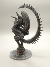 Alien Xenomorph figure 23cm high