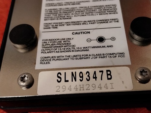 vintage mobile Motorola MICRO T.A.C Classic, switches on. Plus Charger   [MB] - Picture 20 of 23