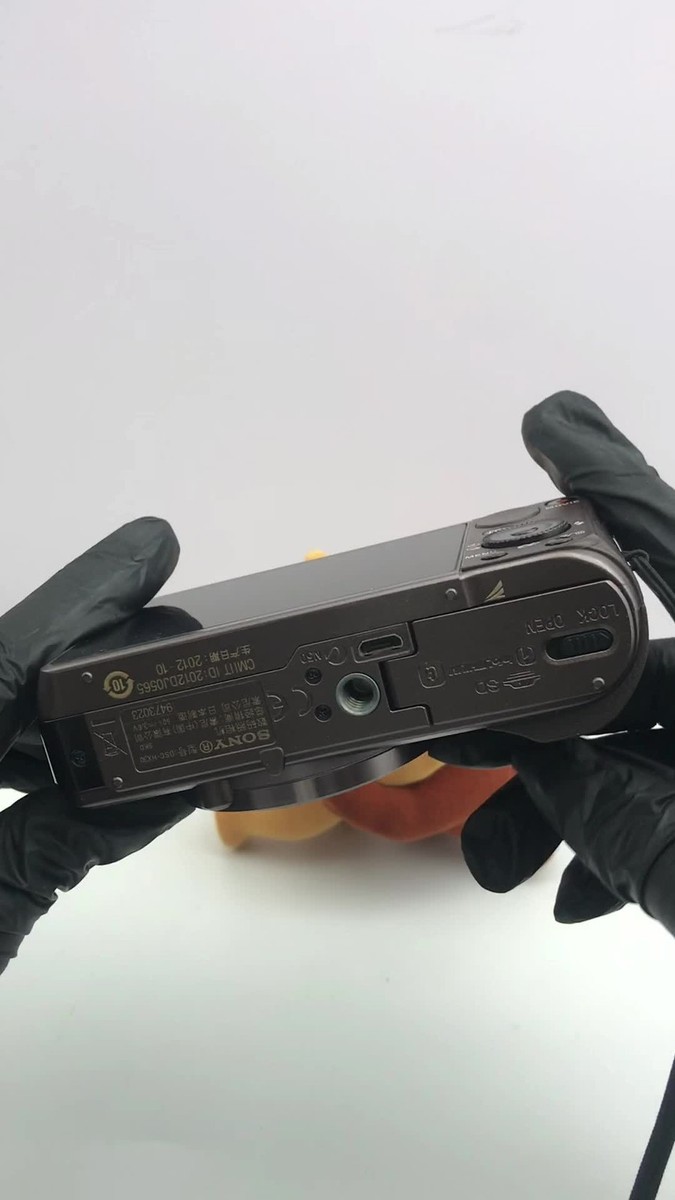 Sony Cyber-shot DSC-HX30/DSC-HX30V 18.2MP digital camera 20x
