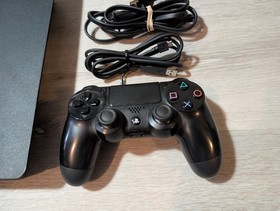 Sony PS4 Slim 1TB System Console w/DS4 Controller - FW 11.00 - PLAYSTATION 4