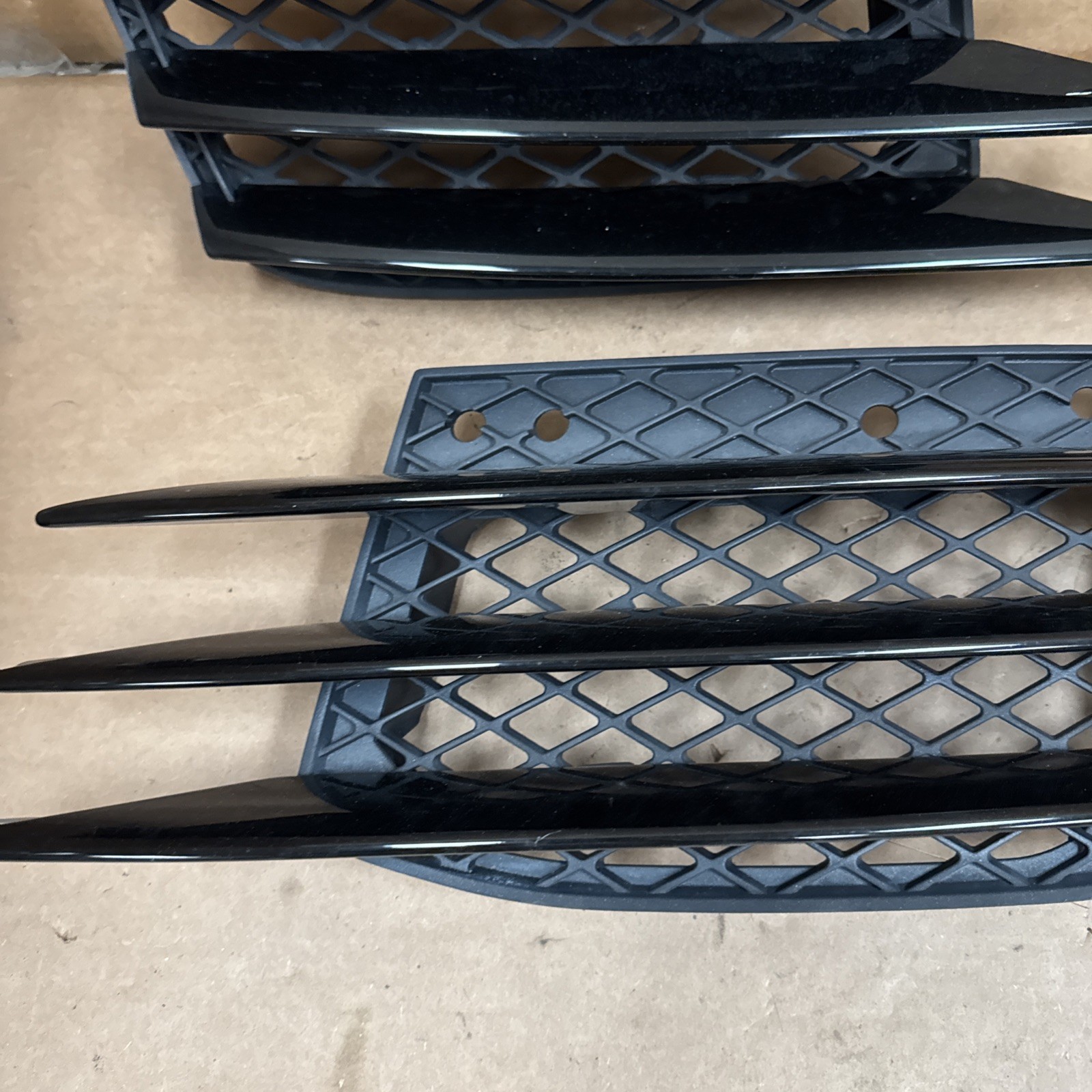 Rear Bumper Right Left Trim Panel Air Vent Grille Audi R8 2014 2015 Side 3125