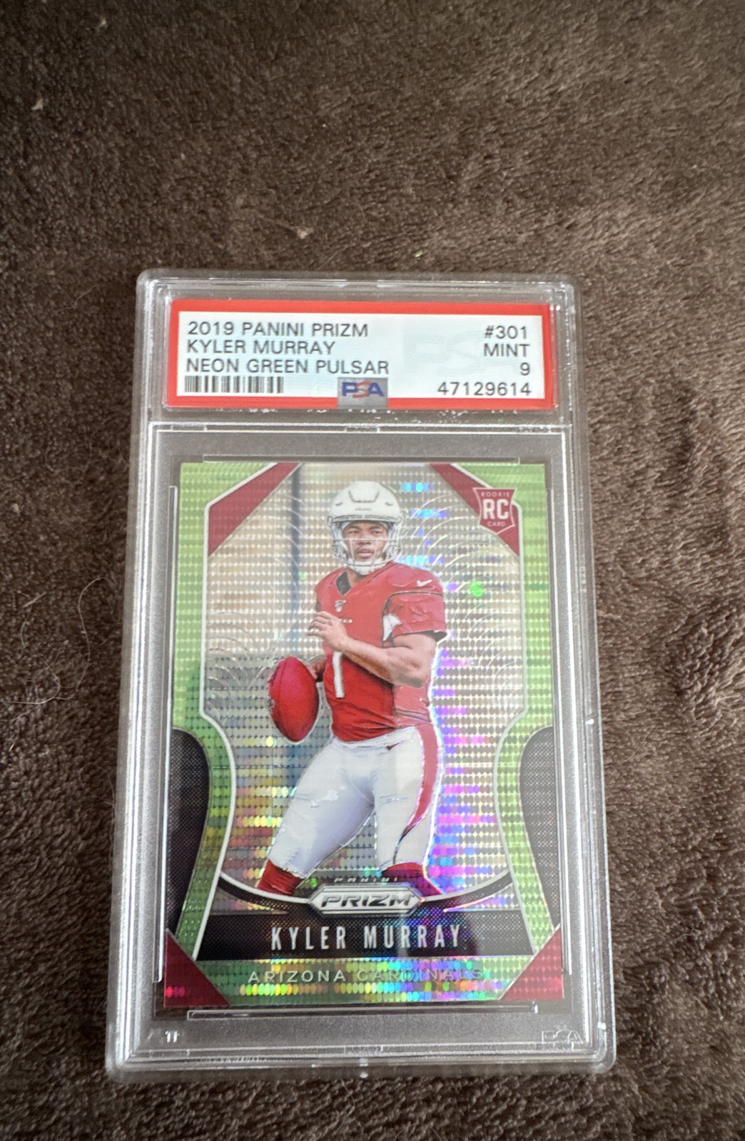 2019 Panini Prizm - Rookies Kyler Murray #301 Neon Green Pulsar Prizm (RC)
