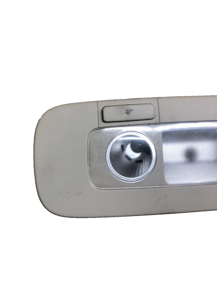 Luz de lectura cúpula trasera Volkswagen CC 2013-2017 3C0947291E Foto 2 de 4