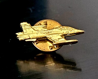 Vintage Aermacchi MB-339 air force jet trainer gold-tone pin / military tac