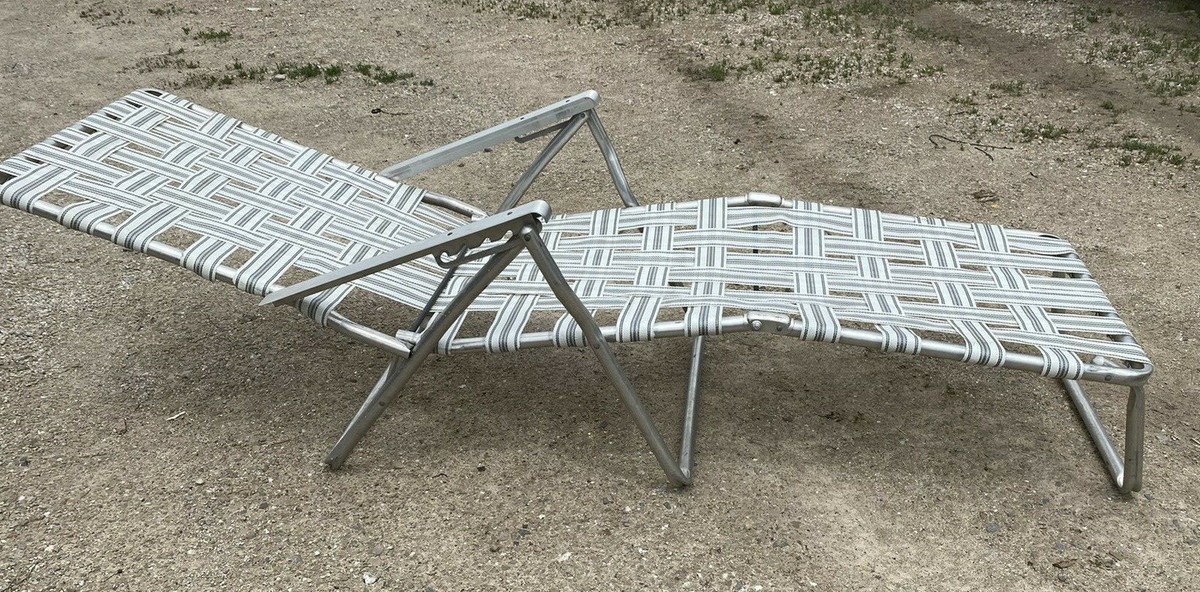 tri fold patio chair