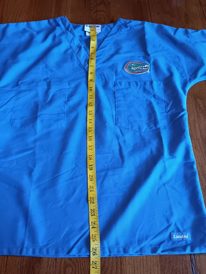 Landau Women's Gator Team Scrub Size Small - Image 4 of 4