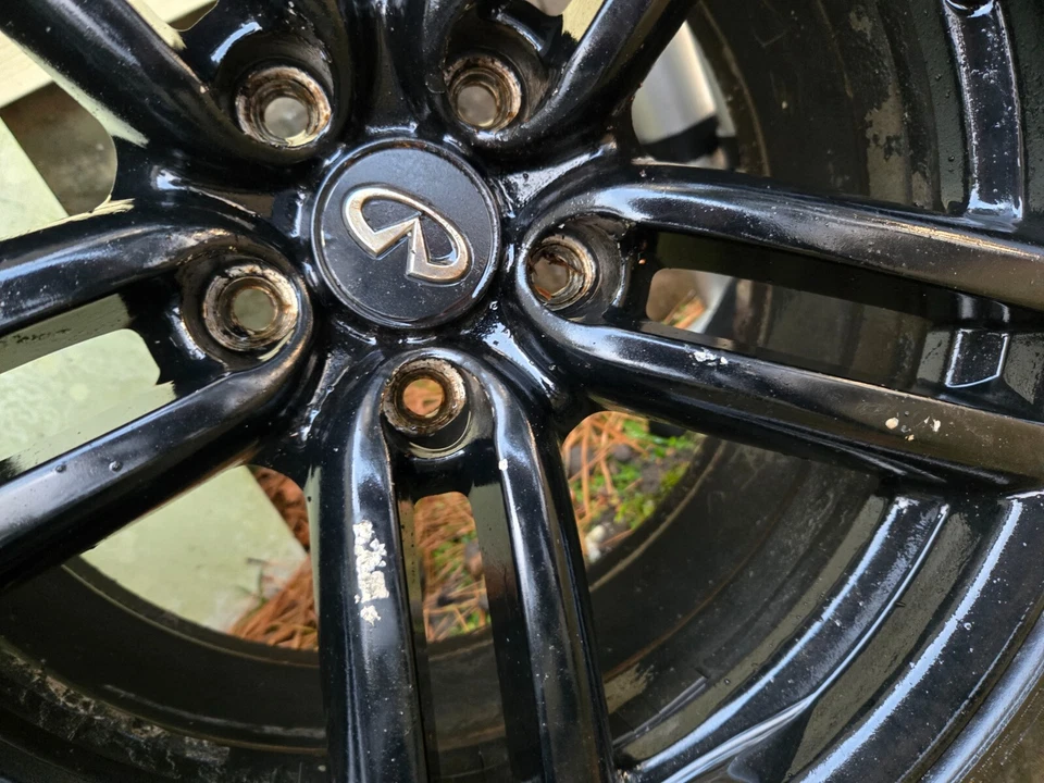 oem 06-07 infiniti M set of 4 19" black including tires - Image 2 of 4