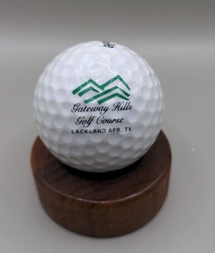 Gateway Hills Logo Golf Ball Pinnacle Collectors Display Ball Golf Course Texas - Afbeelding 1 van 7