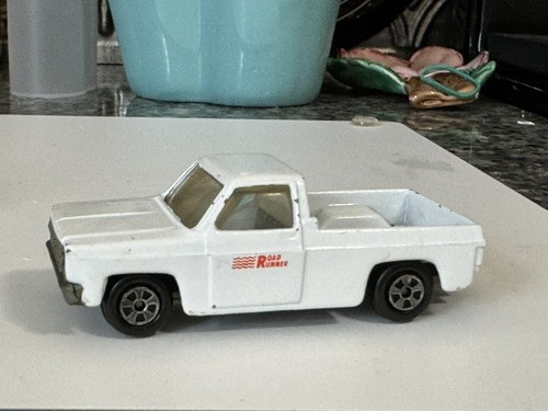 Ertl Hardee's Road Runner Chevy Fleetside Pickup Truck & Camaro 90 Diecast HK - 第 7/17 張圖片