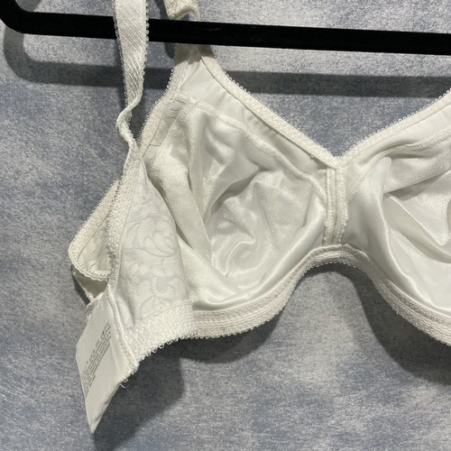 Bali Double Support Wireless Bra 38B White Floral Lightly Lined Soft Cups #3372 - Picture 5 of 12