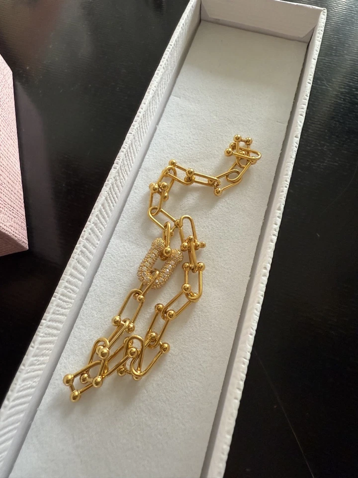 Auténtica pulsera de herrajes de oro macizo saudí de 18k  Foto 3 de 4